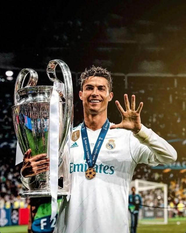 b体育电竞-关于未来足球“巨星”崭露头角：新生力量在欧冠绽放的信息