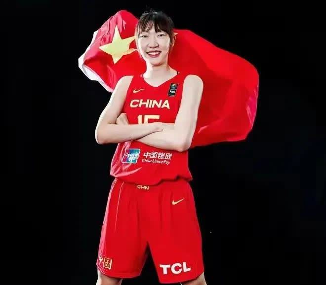 B体育:体育行业的女性英雄,成就与挑战并存的简单介绍 B体育:体育行业的女性英雄,成就与挑战并存的简单介绍