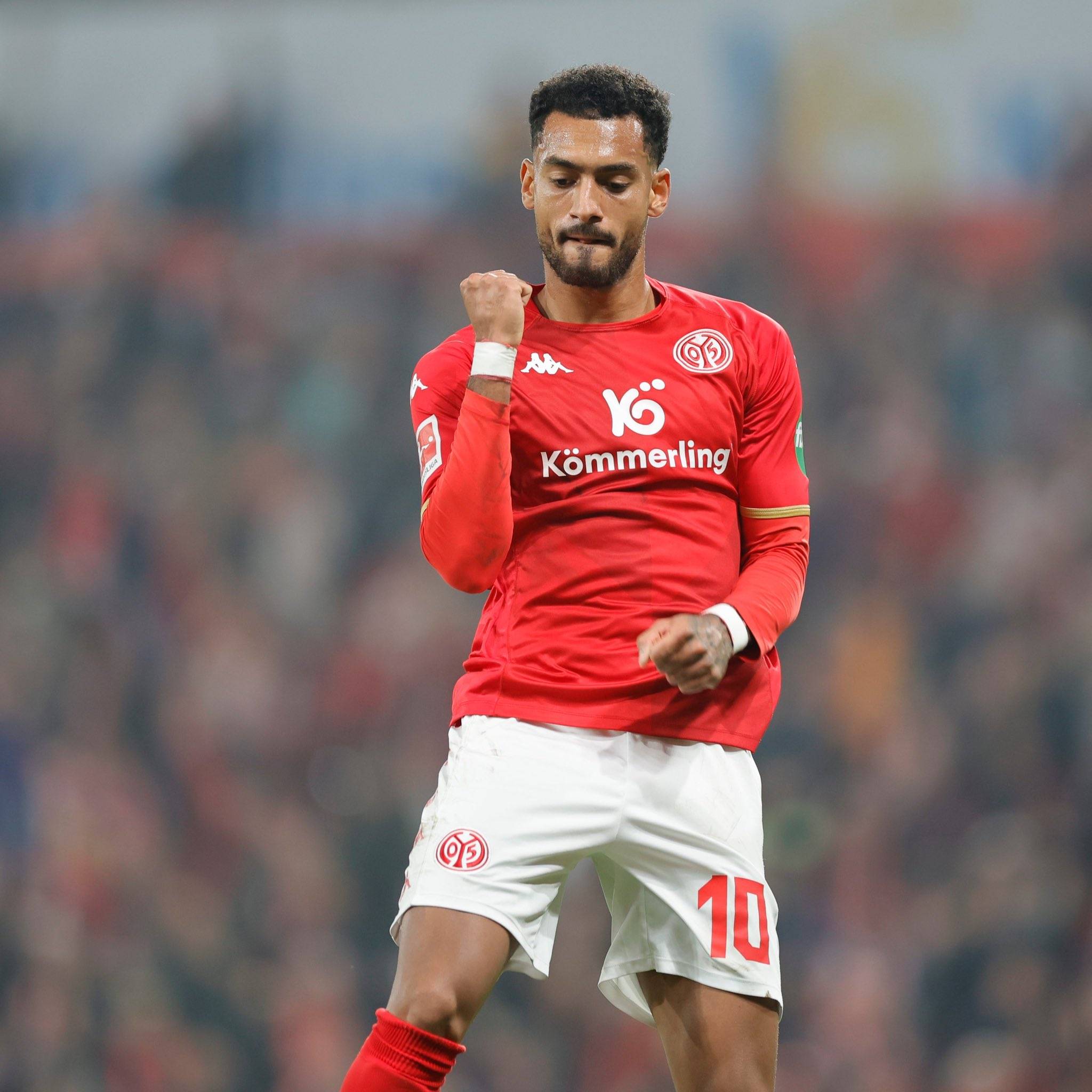 关于B体育官方网站:德甲赛季数据分析：最佳球队与最佳球员的信息