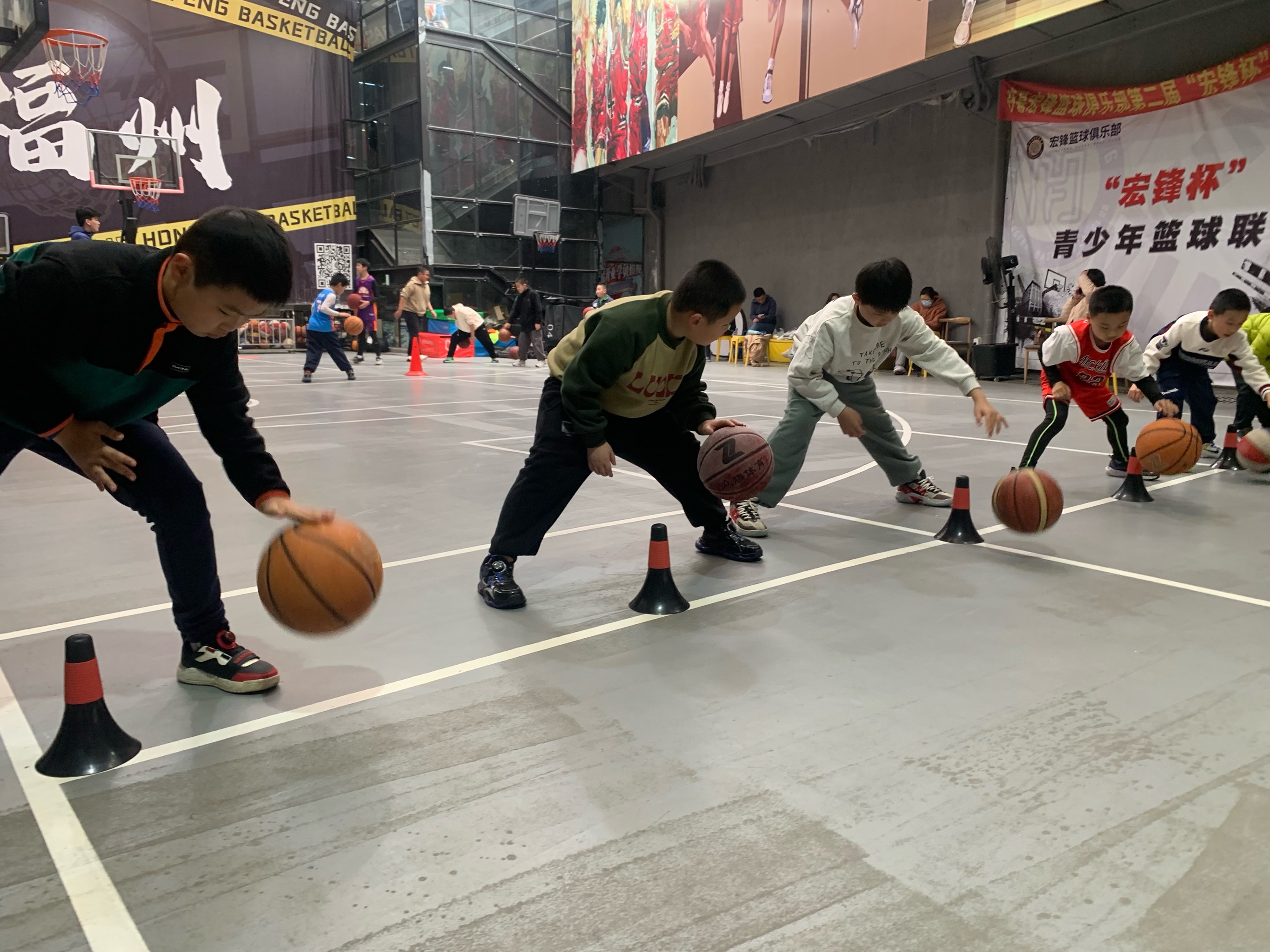 bsports体育：勇士队训练营：卢尼表示将提升传球技巧的简单介绍