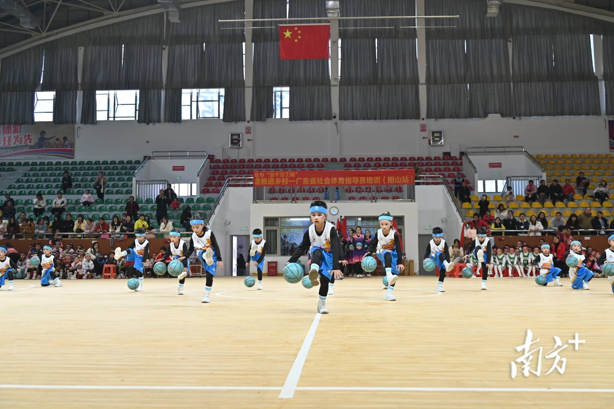 关于B体育官方网址:篮球公益活动的持续性发展:如何让公益更有力量?的信息 关于B体育官方网址:篮球公益活动的持续性发展:如何让公益更有力量?的信息