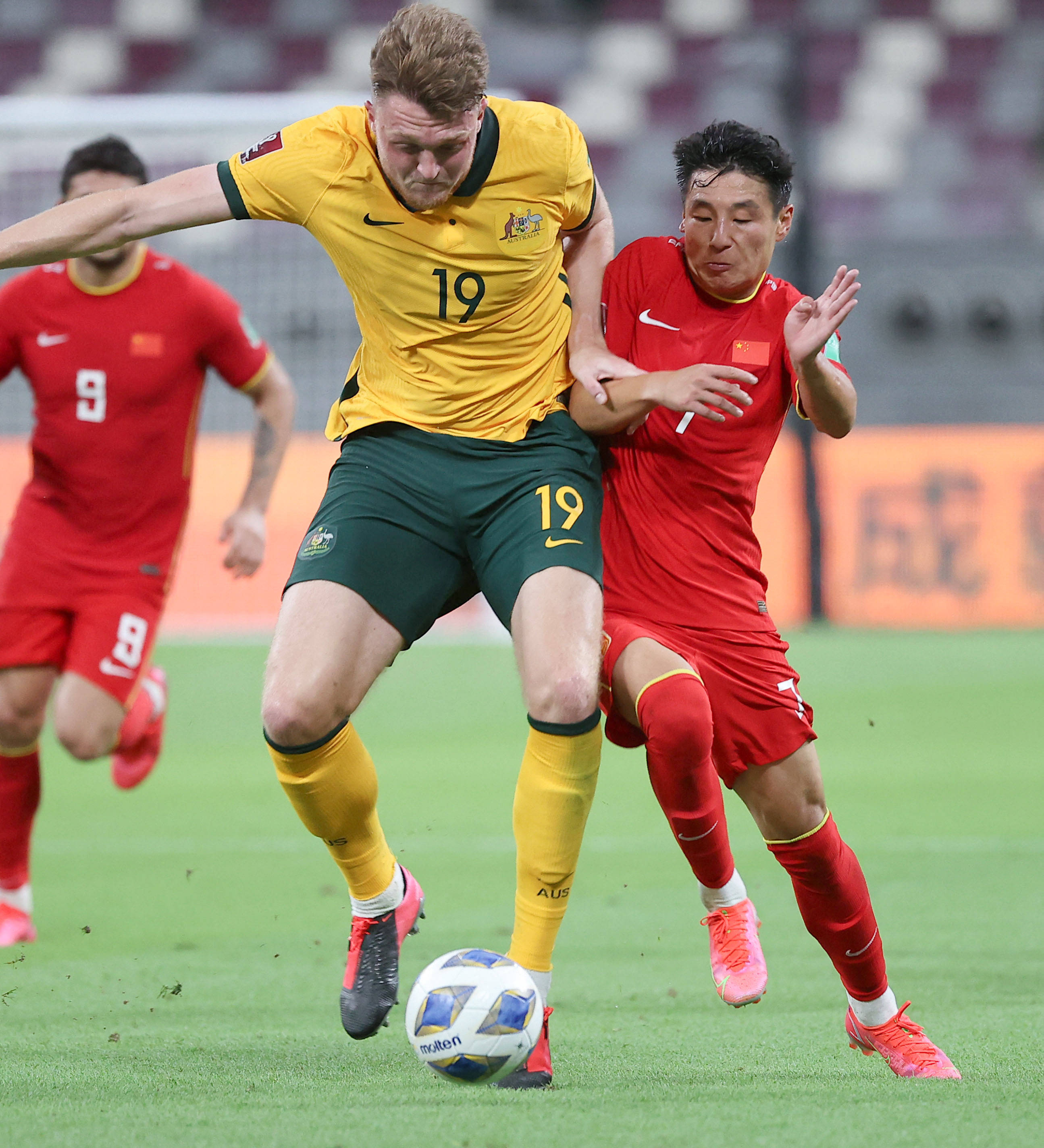 B体育平台:归化球员费南多伤病影响分析:康复计划与竞技状态恢复的简单介绍 B体育平台:归化球员费南多伤病影响分析:康复计划与竞技状态恢复的简单介绍